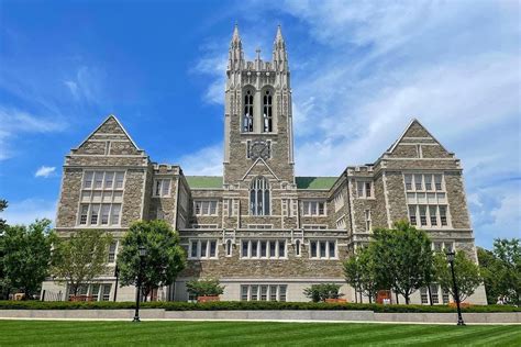 College Tours With Olivia Boston University Logicprep Education College Tours With Olivia Boston University Logicprep Education
