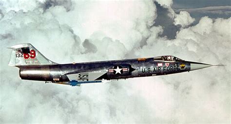 F 104 Cold War Supersonic Interceptor Britannica F 104 Cold War Supersonic Interceptor Britannica