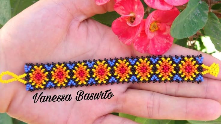 Medalla De Chaquiras Mostacillas Estilo Huichol Facil Huichol Style Medalla De Chaquiras Mostacillas Estilo Huichol Facil Huichol Style