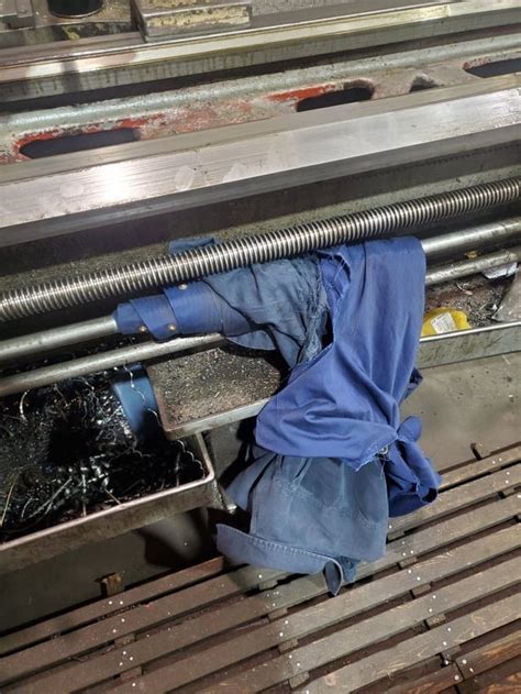 My Father Was Almost Pulled Into A Lathe While Working Only Stopped By His Clothing Being Tangled R Wtf My Father Was Almost Pulled Into A Lathe While Working Only Stopped By His Clothing Being Tangled R Wtf