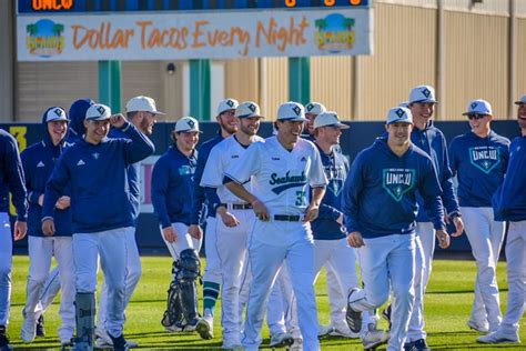 Uncw Baseball Players Respond To Coronavirus The Seahawk Uncw Baseball Players Respond To Coronavirus The Seahawk