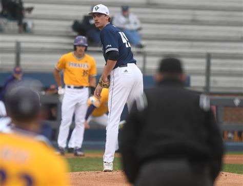 Uncw Baseball Preview Strong Hitting But Questions On The Mound Uncw Baseball Preview Strong Hitting But Questions On The Mound