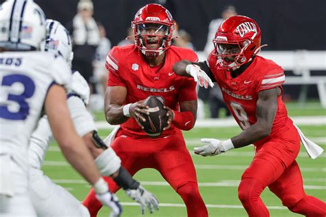 Unlv And Boise State Clash For Mountain West Championship For A Playoff
